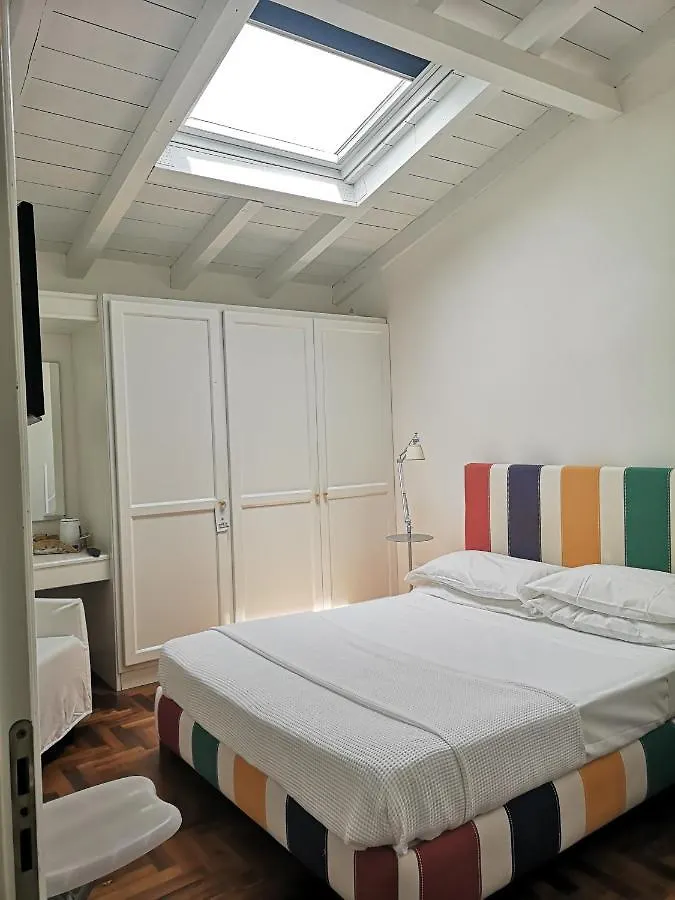 L'Approdo Delle Sirene Panzió Szirakúza