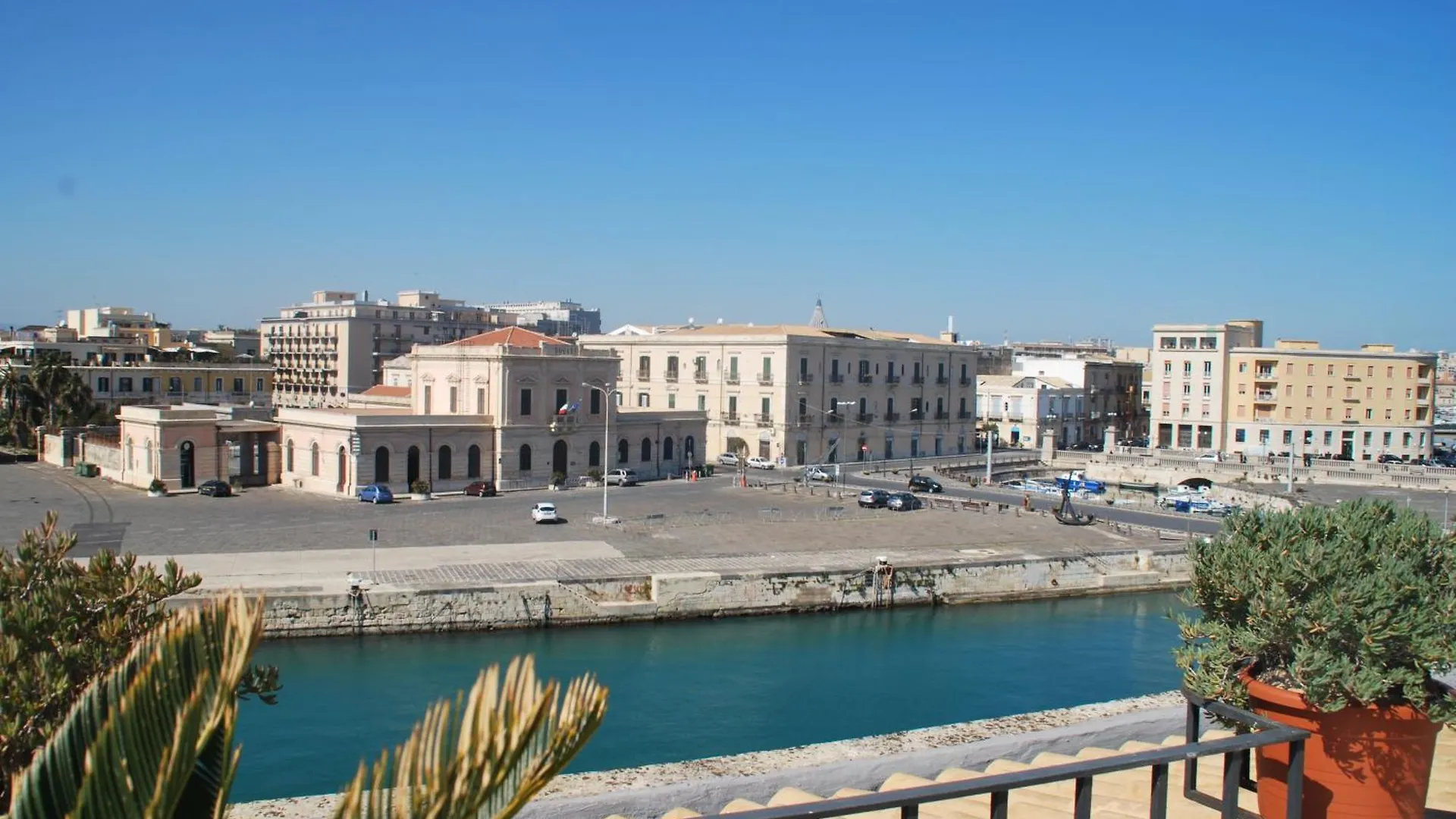 L'Approdo Delle Sirene Panzió Szirakúza