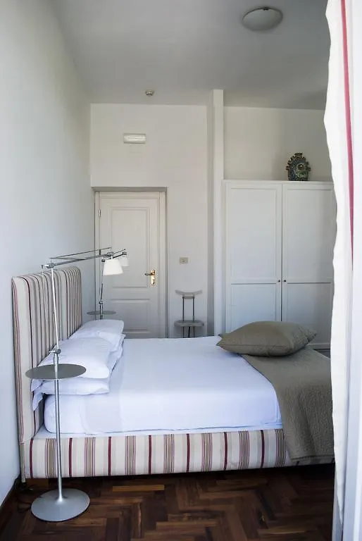 L'Approdo Delle Sirene Panzió Szirakúza 3*,