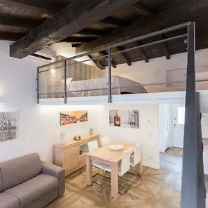 Luxury Centro Apartment Milan